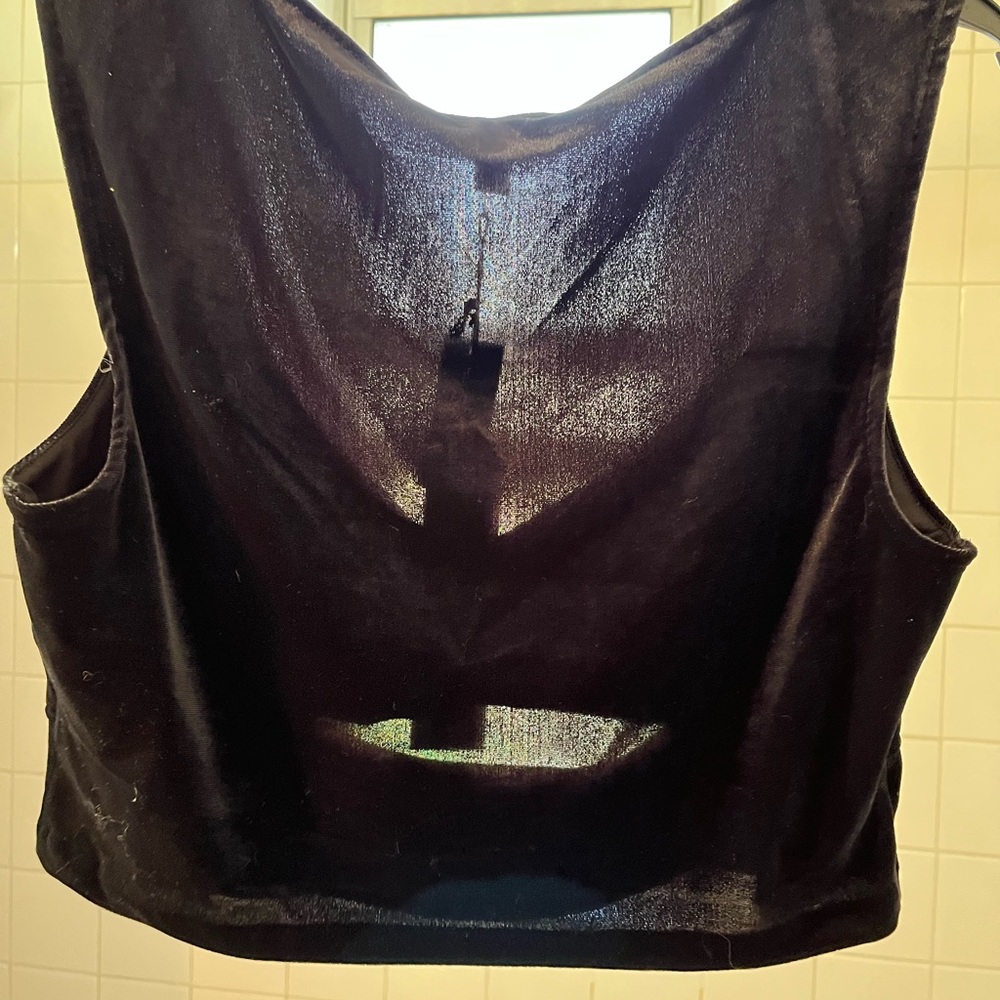 Elegant black top size large 90% polyester 10% spandex by express